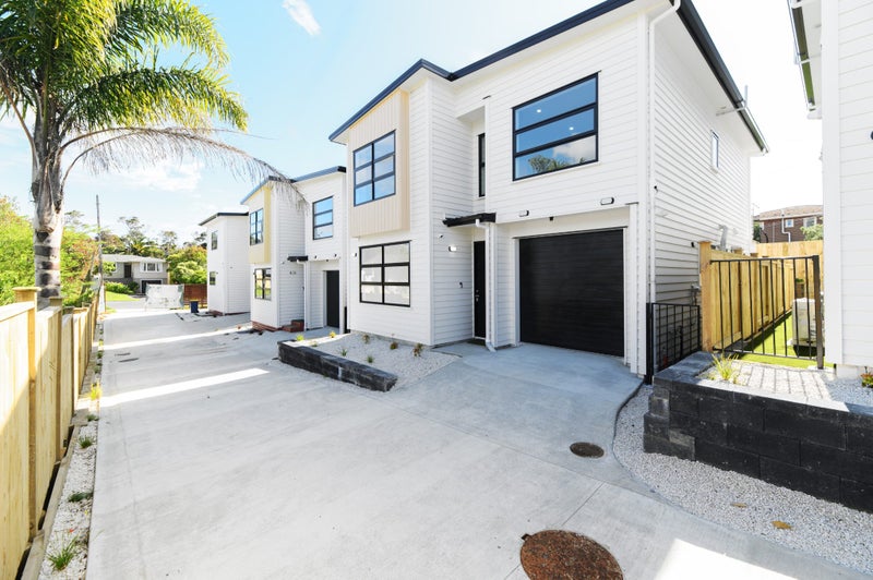 Lot 3/44 Godley Road, Green Bay, Waitakere City, Auckland