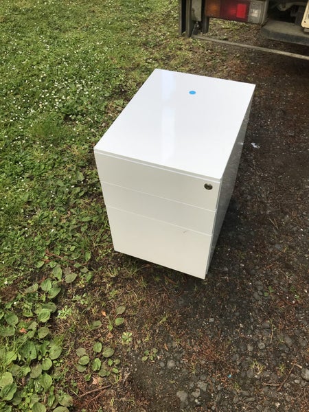 White Metal Underdesk Mobile. Carousel 1