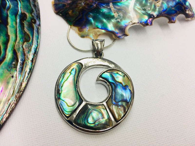 Paua Shell Pendant Carousel 2