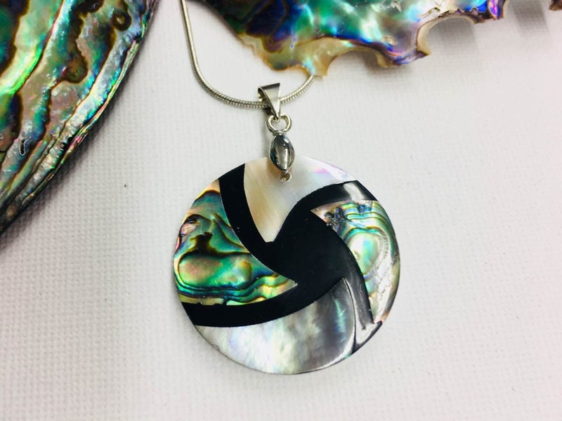 Paua Shell Pendant Carousel 1