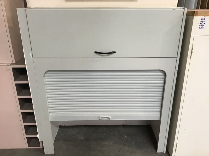 Appliance Garage 956w x 400d x 1088h Carousel 1