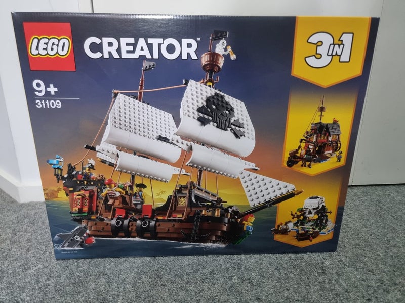 BNIB - Lego Creator 31109 Pirate Ship Carousel 1