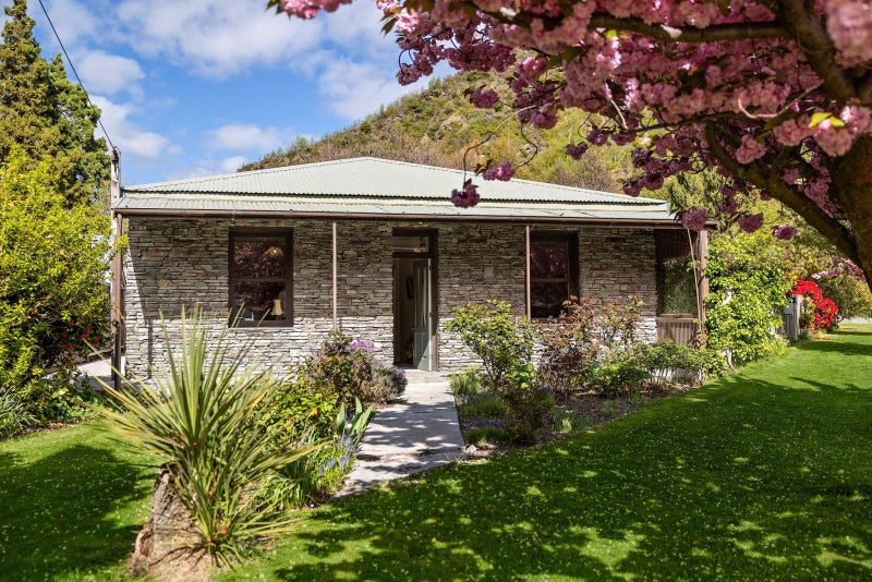 33 Wiltshire Street, Arrowtown, QueenstownLakes, Otago
