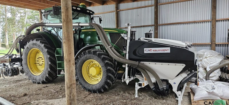 Agrisem DSF 2500L Pressurized Solid Fertiliser... Carousel 1