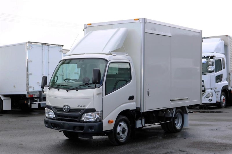 2017 Toyota Dyna BoxBody AUTO 3YR WARRANTY62863263416834111