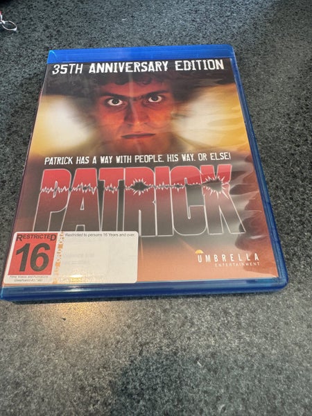 Patrick [Blu-ray] Carousel 1