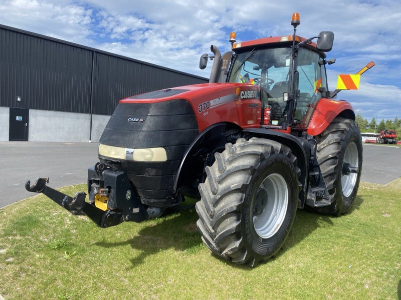 Case IH Magnum 370 CVT Carousel 1