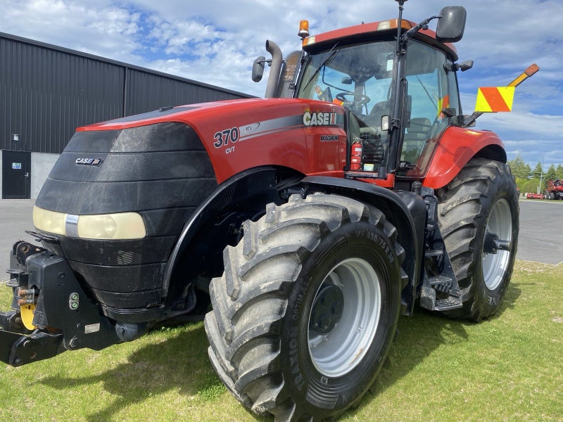 Case IH Magnum 370 CVT Carousel 2