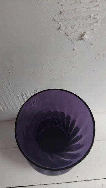 Vintage art glass vase Carousel 2