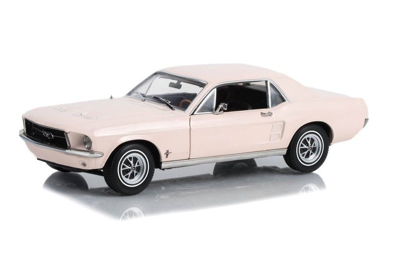 1/18 - 1967 Ford Mustang Coupe Carousel 1