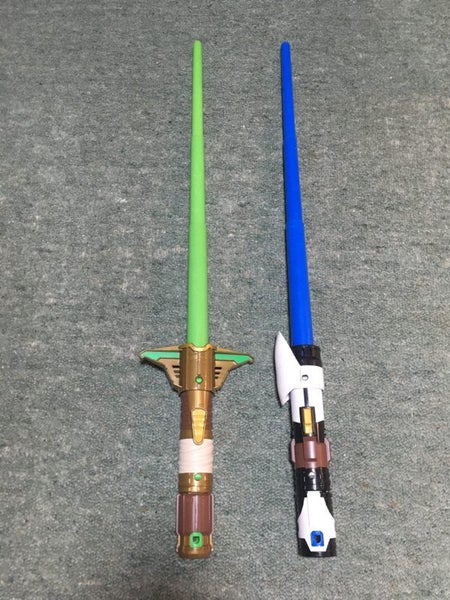 Star Wars Light Saber force X 2 - - Great Condition Carousel 1