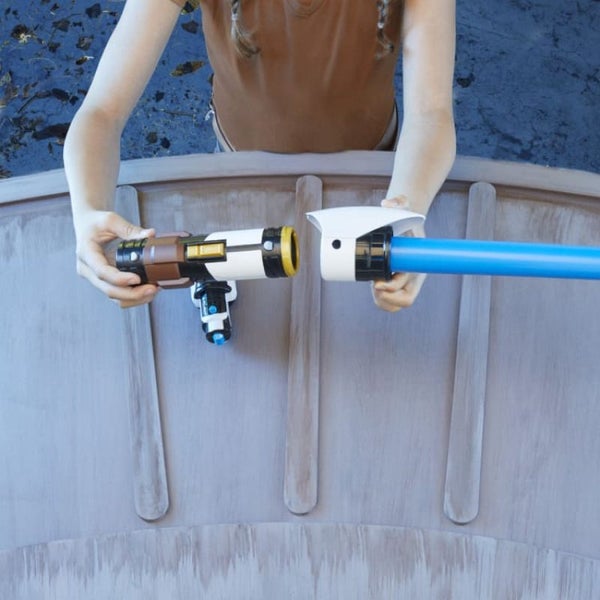 Star Wars Light Saber force X 2 - - Great Condition Carousel 6