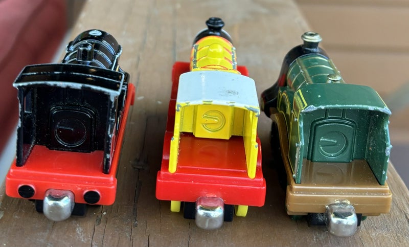 Thomas Tank Metal Diecast Genuine Engines “ Molly” ,”Emily”,Douglas” Great Cond Carousel 2