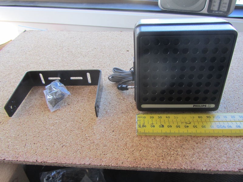 EXTENSION SPEAKER FOR ALL TYPES OF MOBILE RADIOs Carousel 4
