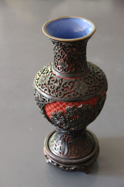 Vintage Chinese Red Cinnabar Vase With Blue Enamel Interior On Stand Carousel 1