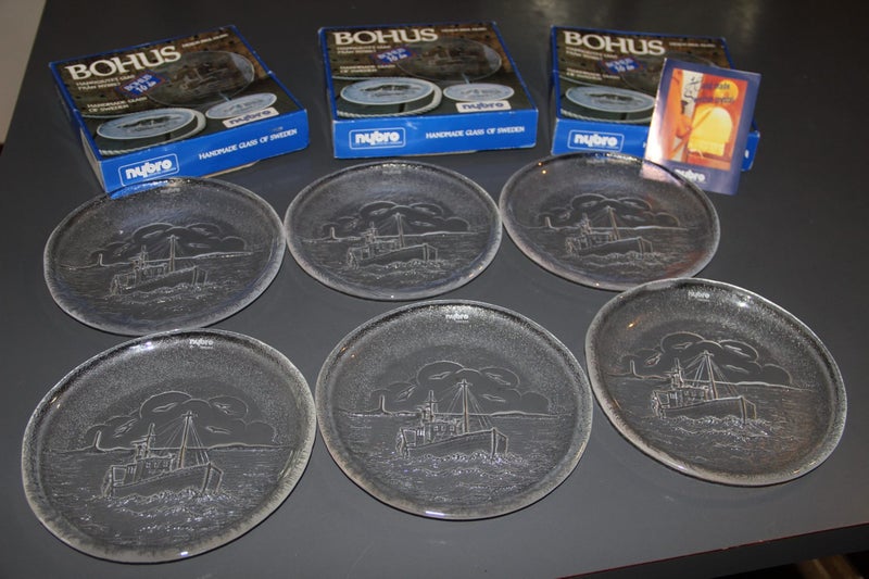 Nybro Bohus Sweden Six Crystal Handmade Plates Boxed Carousel 2