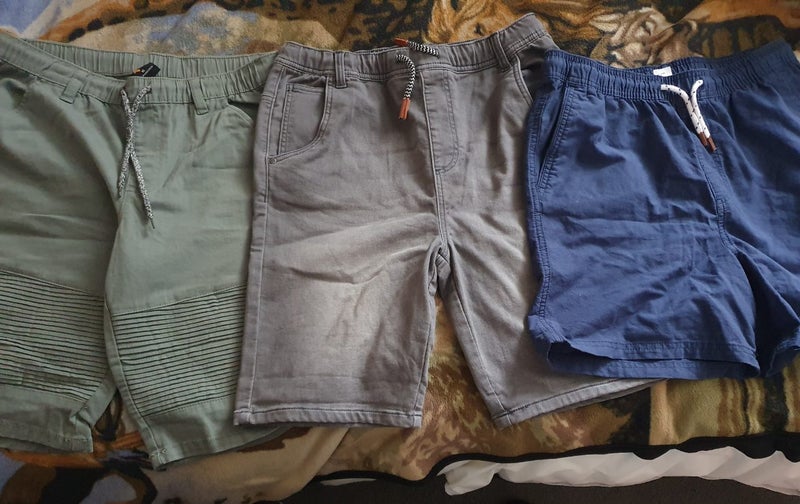 Boys Clothes, like new - Size 14/16 (8 items) Carousel 1