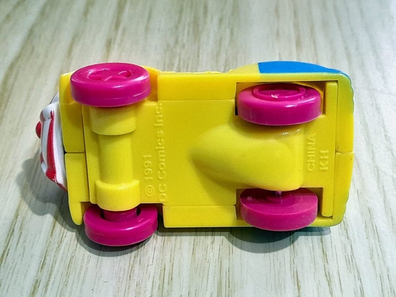 1991 McDonalds DC Comics Batman Returns Movie Penguin Mobile Carousel 6