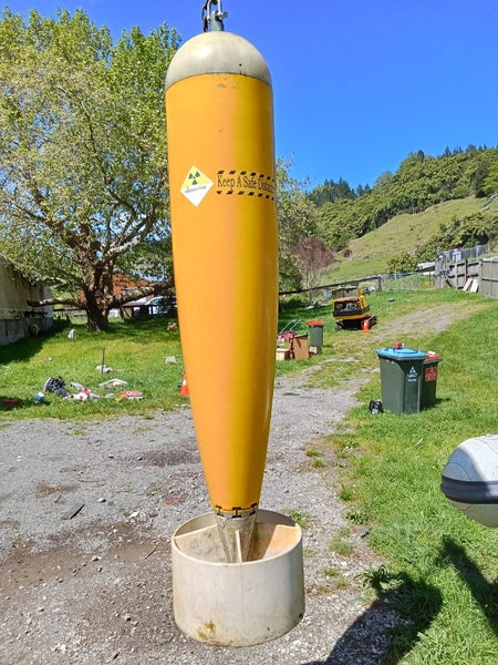 Navy Tow fish / underwater salvage / sonar Carousel 1