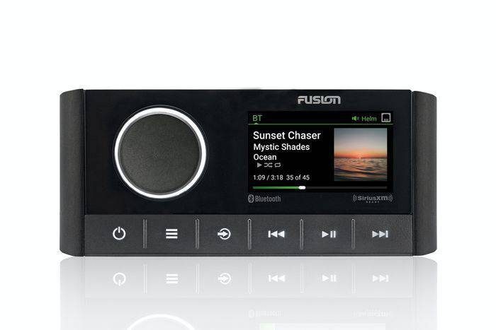 Fusion Marine MSRA670 MediaPlayer Carousel 1