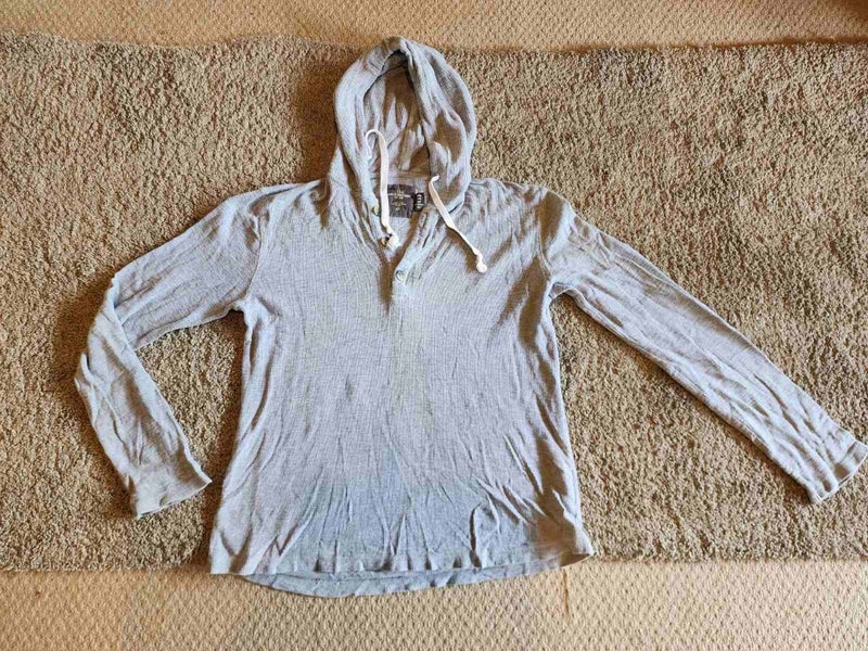 H&M hooded top - size Medium Carousel 1