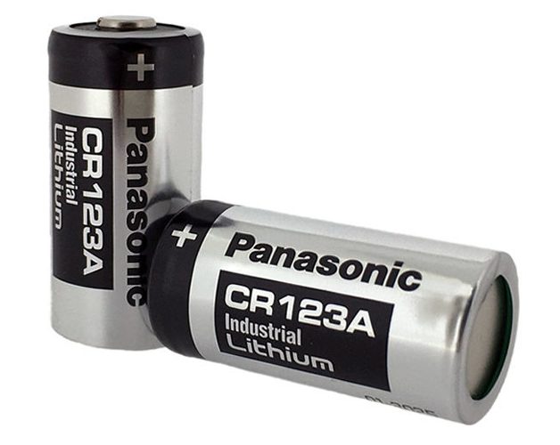 CR123A Panasonic batteries / CR123 Carousel 1