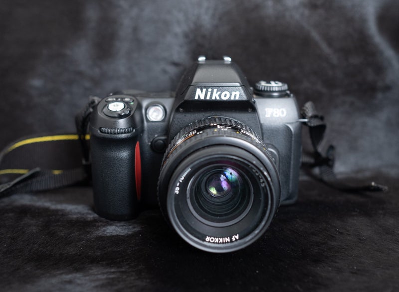 Nikon F80 with 35-70mm film tested 2 month warrenty Carousel 2