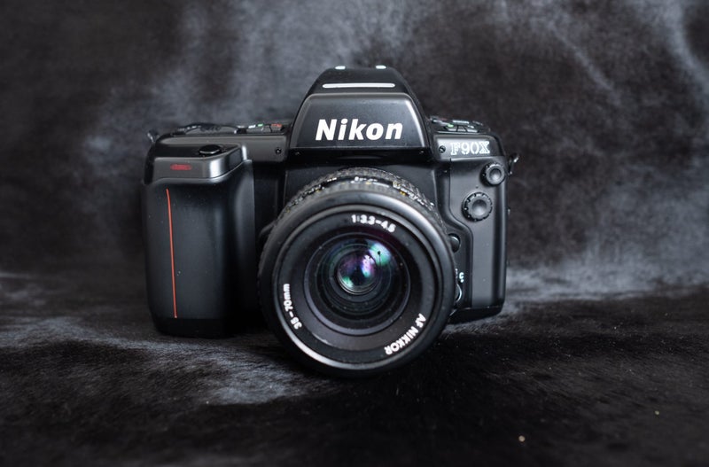 Nikon F90X with Nikkor AF 35-70mm film tested 2 month warrenty Carousel 2