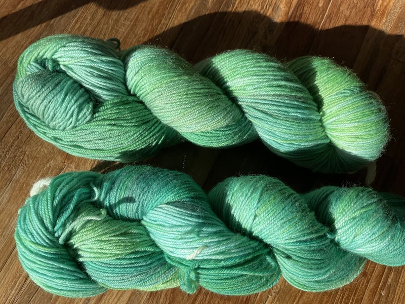 *Merino /Nylon sock yarn hand dyed 100 grams 4 ply Lagoon NEW Carousel 1