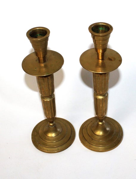 +++ STYLISH BRASS (2) CANDLEHOLDERS +++ Carousel 1