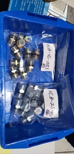 BSP parallel male to male / BSPP male to JIC / ORFS / Metric Light Duty male Carousel 4
