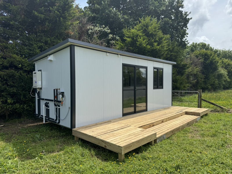 HQ Cabins-cabin/ Kitset/ self-contained Carousel 2