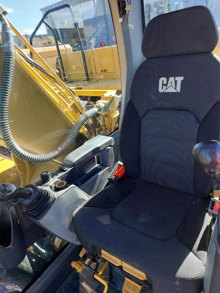 2018 Caterpillar 323-07 Carousel 19