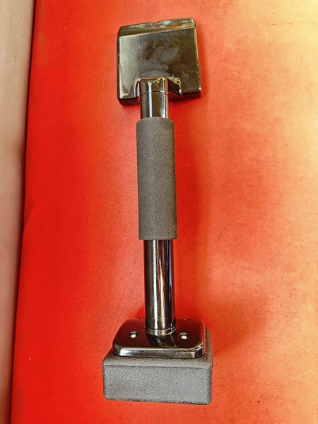 Adjustable Knee Kicker - from 17" to 21" or non-adjustable Knee Kicker Carousel 2