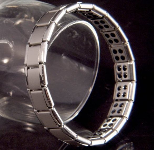 SALE! Elegant 20cm 316L Stainless Steel Magnetic Energy/Health Bracelet Carousel 1