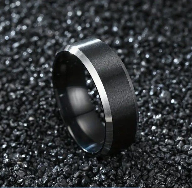 FLASH SALE! Elegant 8mm Brushed BLACK SILVER EDGE Stainless Steel Ring S8 Carousel 1