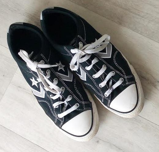 Converse. Black. UK10 Carousel 1