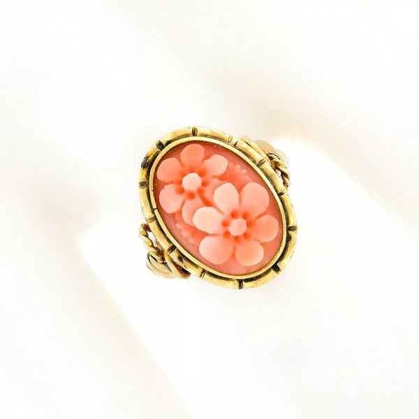 Vintage 14k Yellow Gold Oval Carved Coral Feminine Double Flower Floral Ring Carousel 2