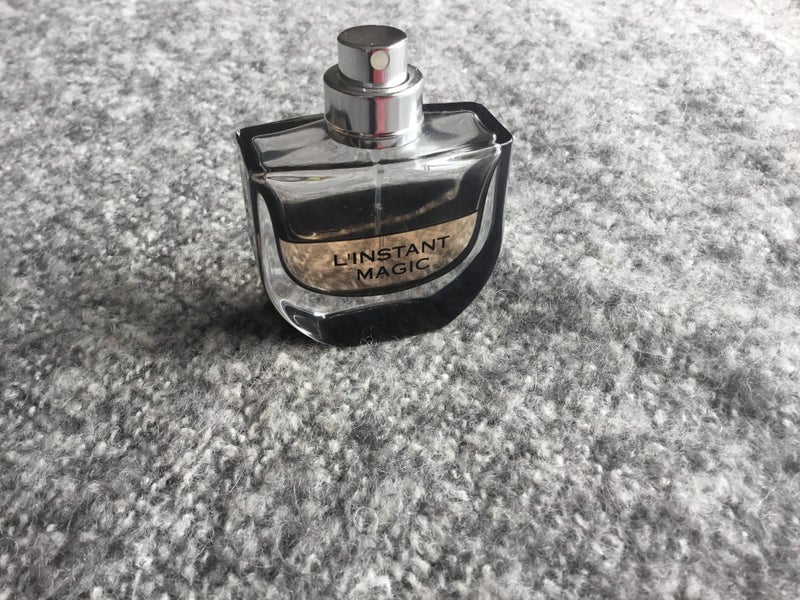 L’Instant Magic by Guerlain, vintage Carousel 1