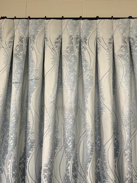 CLEARANCE SALE CURTAIN FABRIC HIGH & CLASSIC DESIGN 2.8M WIDE Carousel 1