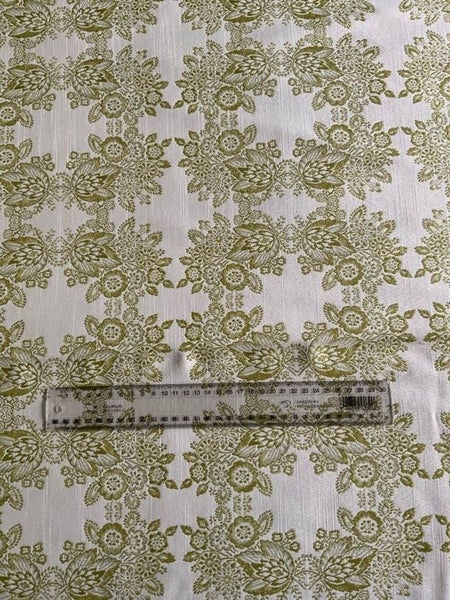 CLEARANCE SALE CURTAIN FABRIC HIGH & CLASSIC DESIGN 2.8M WIDE Carousel 2