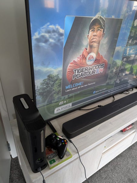 Xbox 360 with games Carousel 2