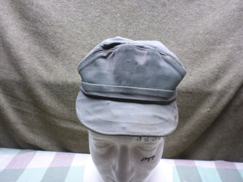 Awesome Old Military Uniform Hat Cap Army Carousel 1