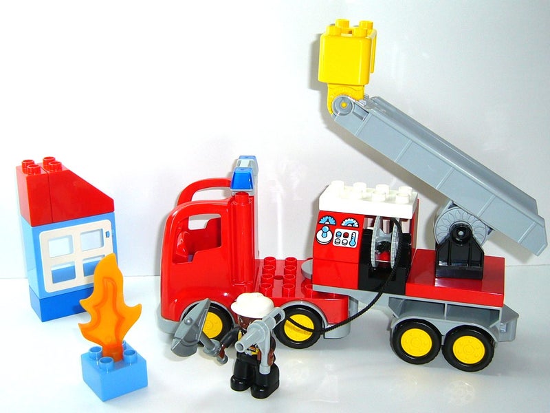®™DUPLO - 10592 Fire Truck (Town: Fire:) ~Retired: December 2018~ Carousel 2