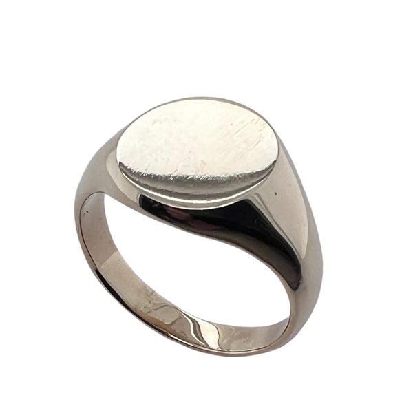 9ct Gold Gents Signet Ring Carousel 7