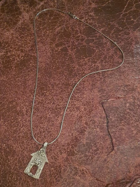 .999 Fine Silver Pendant on 925 Silver Chain Carousel 1