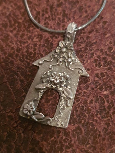 .999 Fine Silver Pendant on 925 Silver Chain Carousel 2