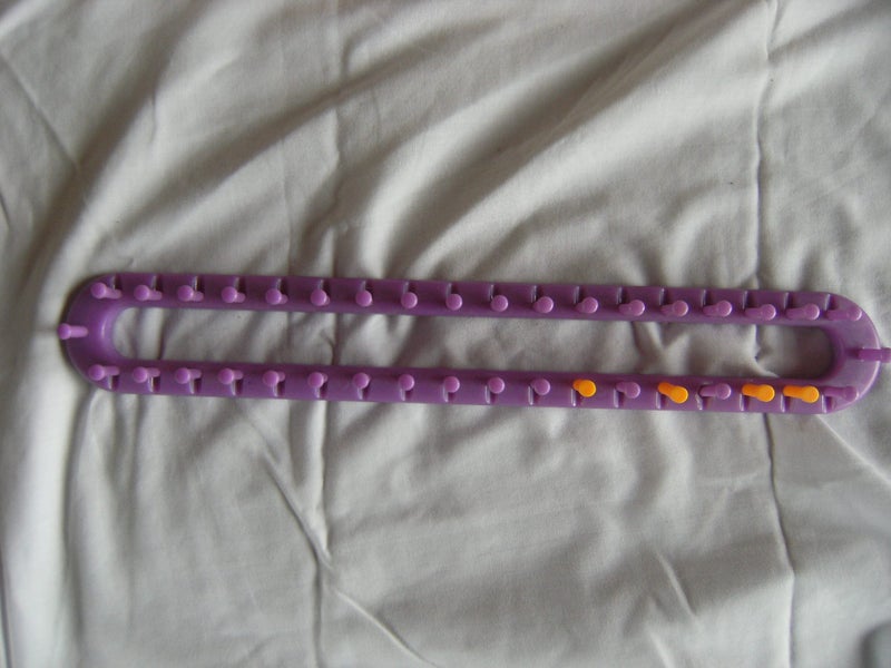 Knitting loom lilac Carousel 1