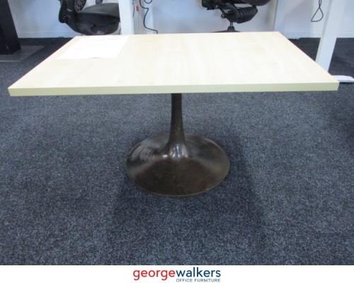 PR5476 - Maple Coffee Table Carousel 1