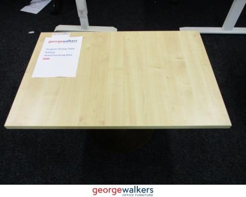 PR5476 - Maple Coffee Table Carousel 4